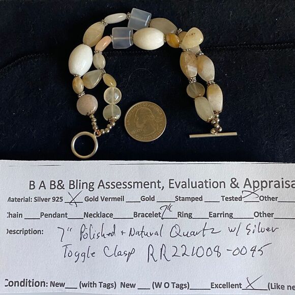RR# Beautiful Polished Quartz w/ Silver Clasp Bracelet - Picture 7 of 7